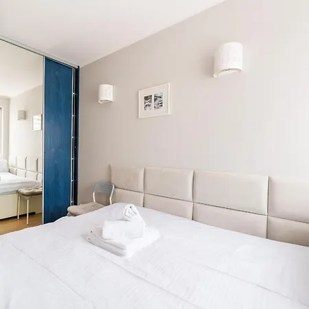 Lighthouse Cosy By Bookinghost *